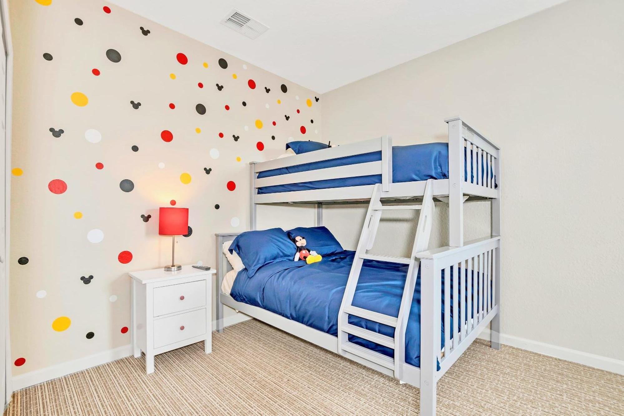 Upscale 3br W Pool And Hot Tub - Near Holiday home Orlando